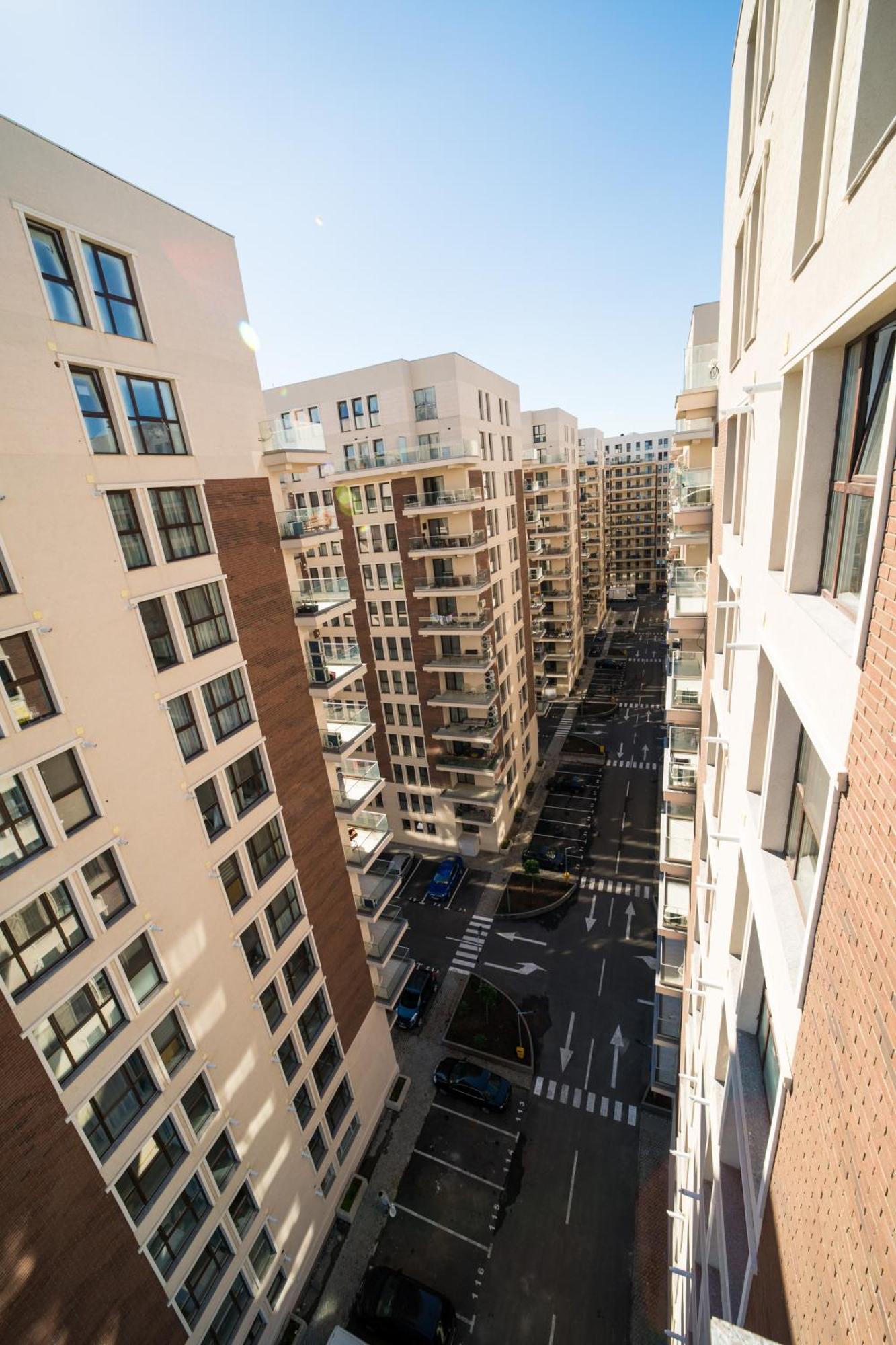 Apartamento Garsoniera Turquoise Rezidential Moghioros Park Bucarest Exterior foto